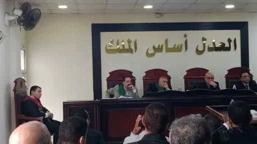 محاكم